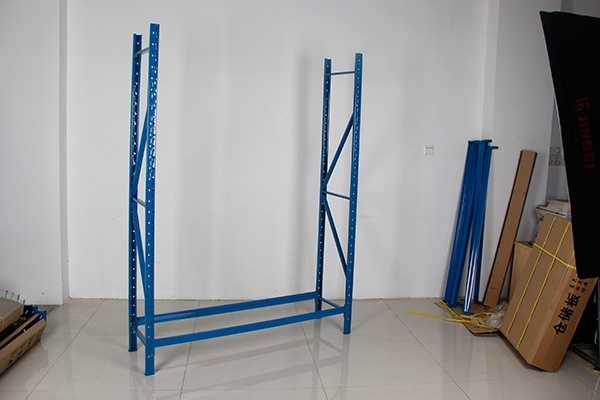 蝴蝶孔輕型貨架